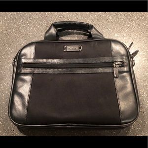 Kenneth Cole Reaction laptop bag with strap